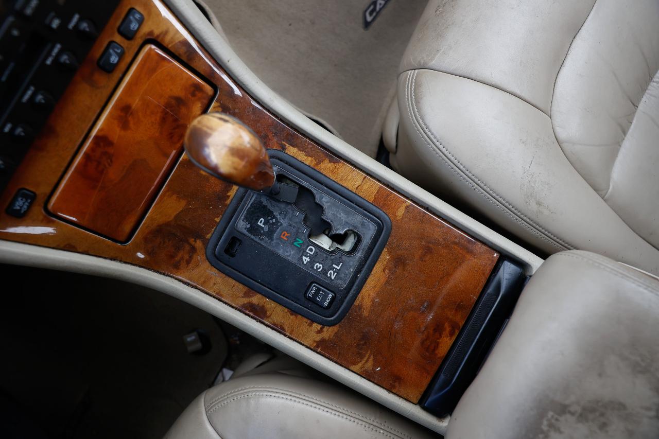 Lexus LS 400 Base 1999