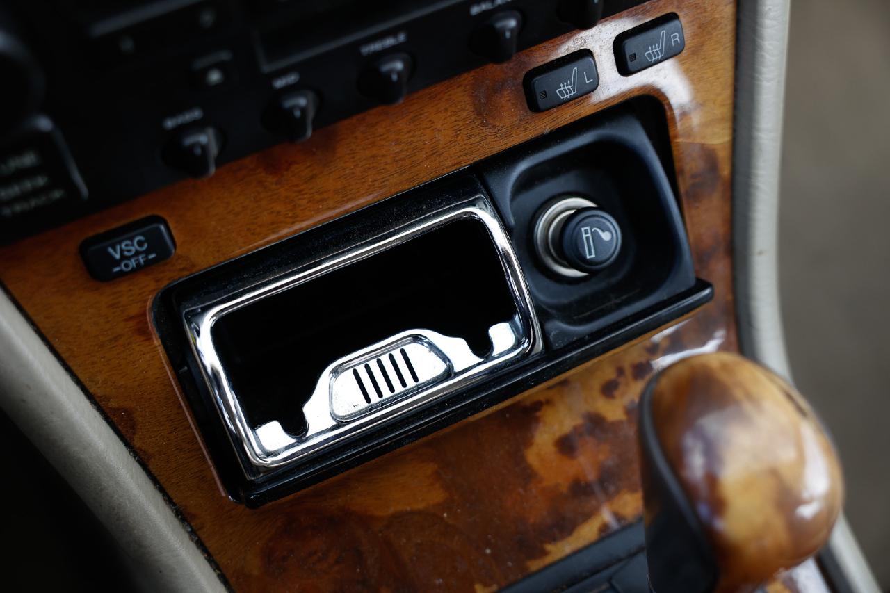 Lexus LS 400 Base 1999