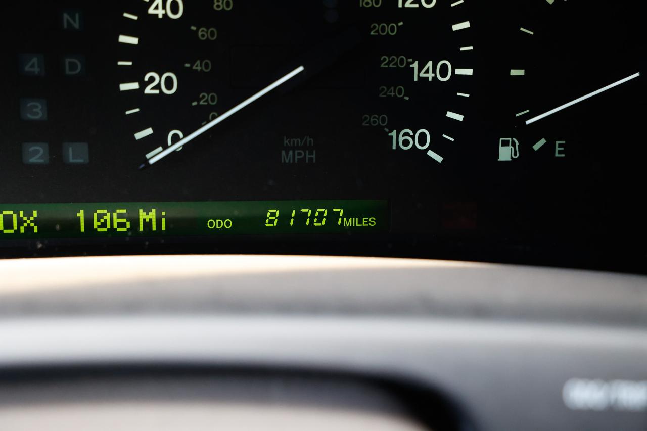 Lexus LS 400 Base 1999