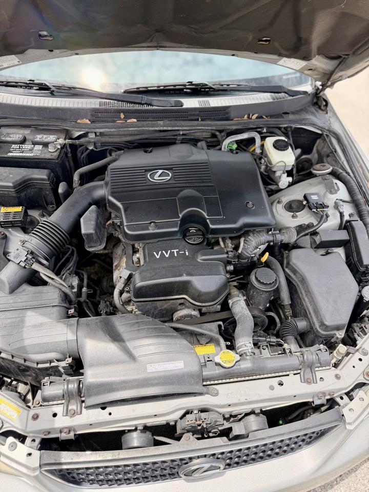 Lexus IS 300 4D Sedan 2003