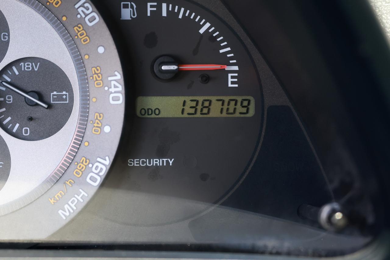 Lexus IS 300 5-Speed Sedan 2003