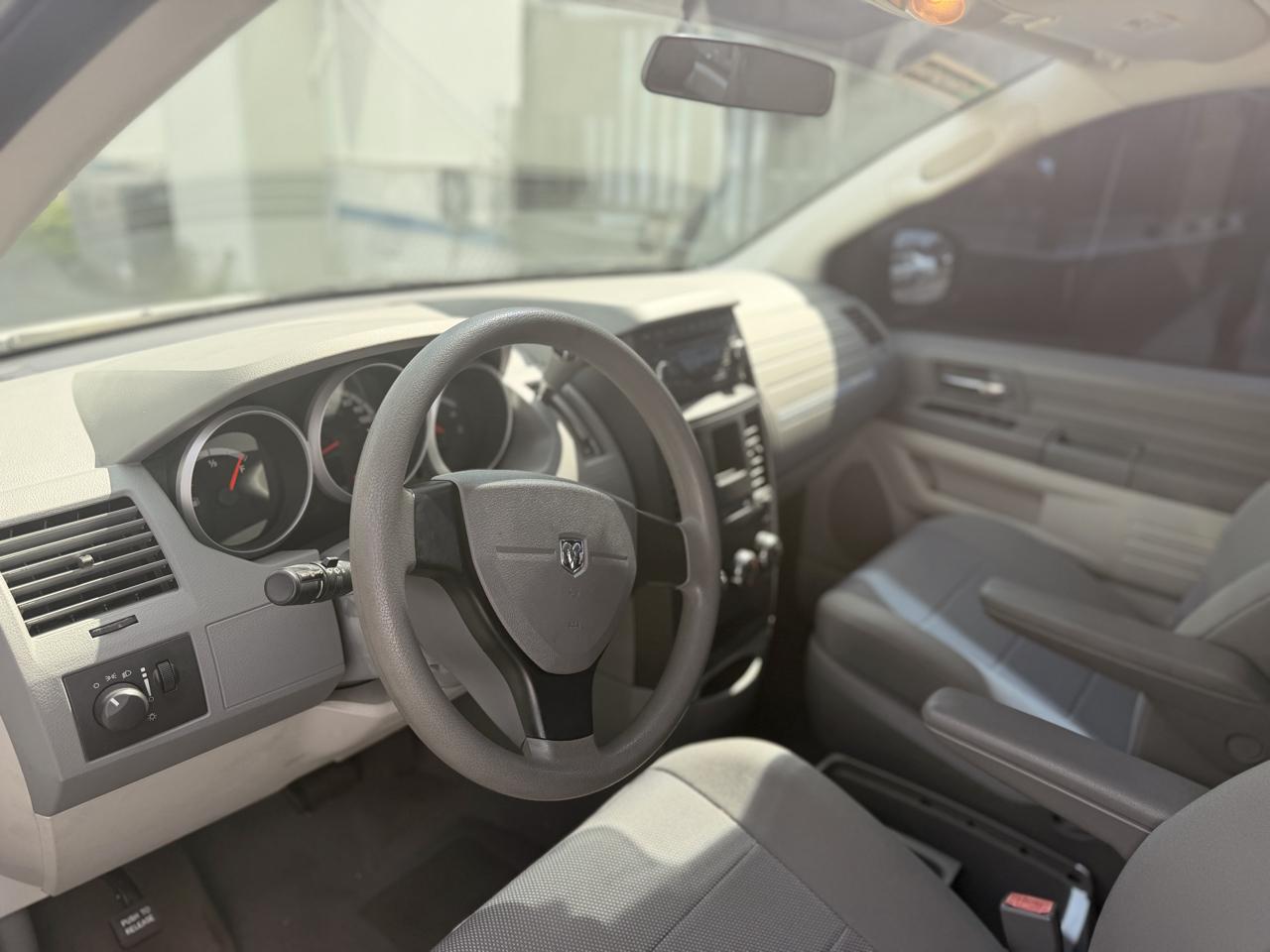 Dodge Grand Caravan SE 2008