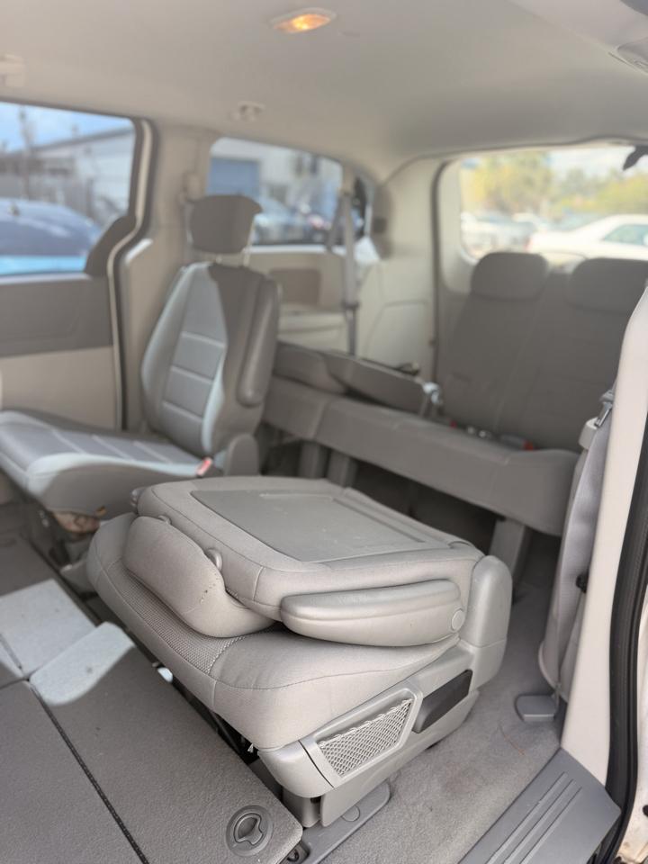 Dodge Grand Caravan SE 2008