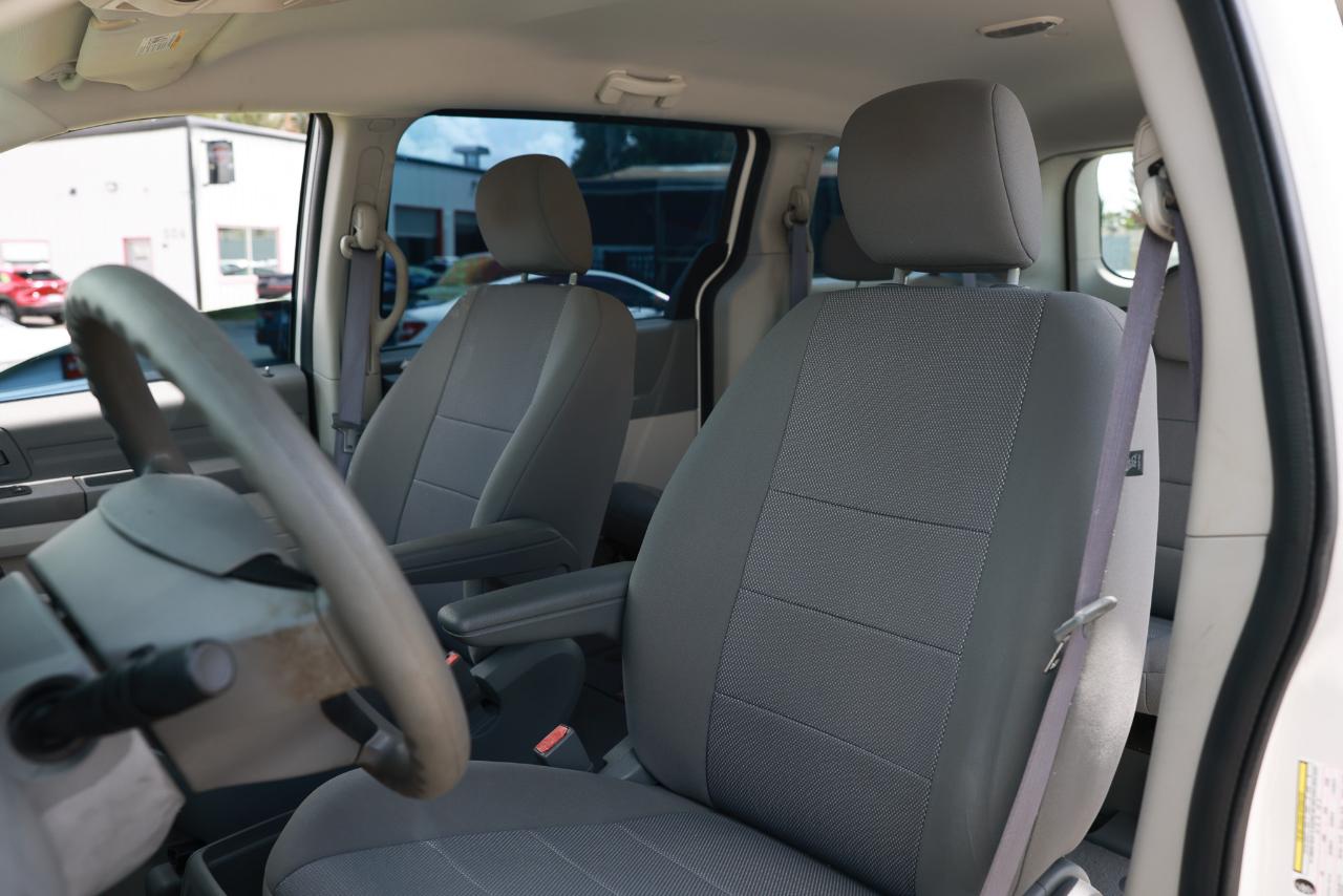Dodge Grand Caravan SE 2008