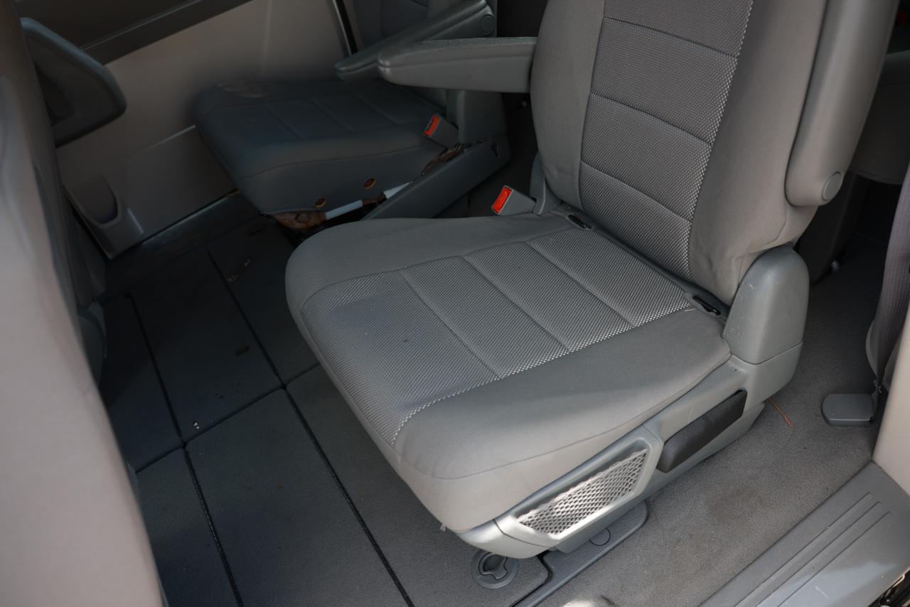 Dodge Grand Caravan SE 2008