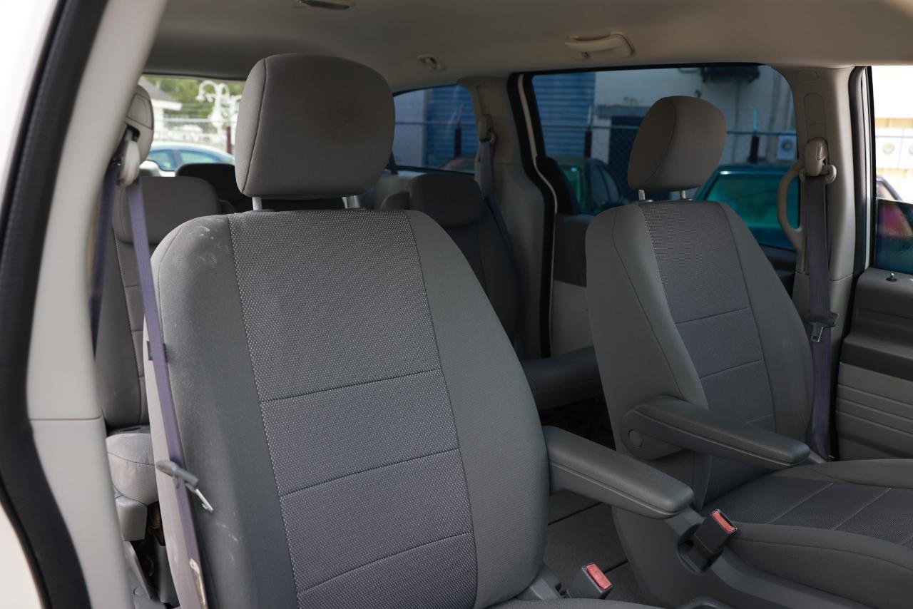 Dodge Grand Caravan SE 2008