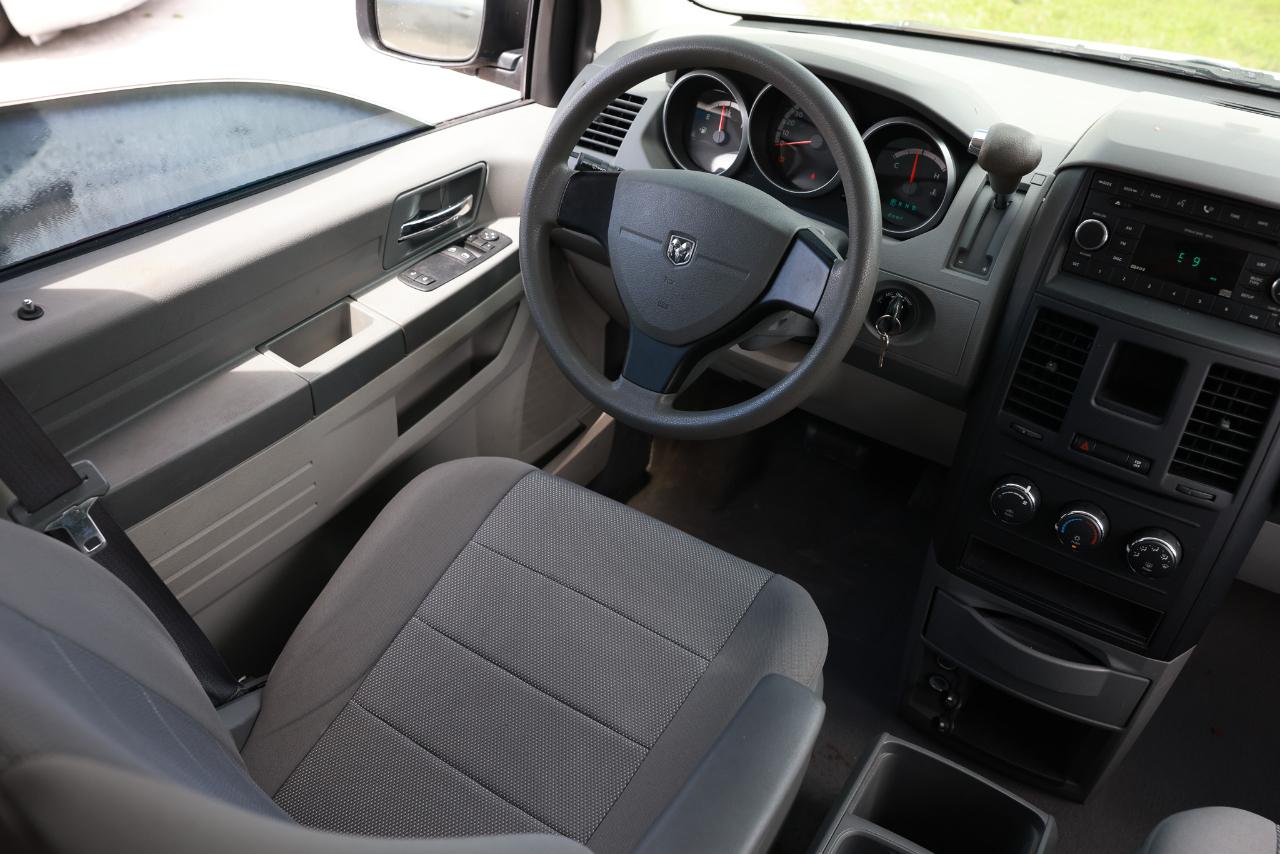 Dodge Grand Caravan SE 2008