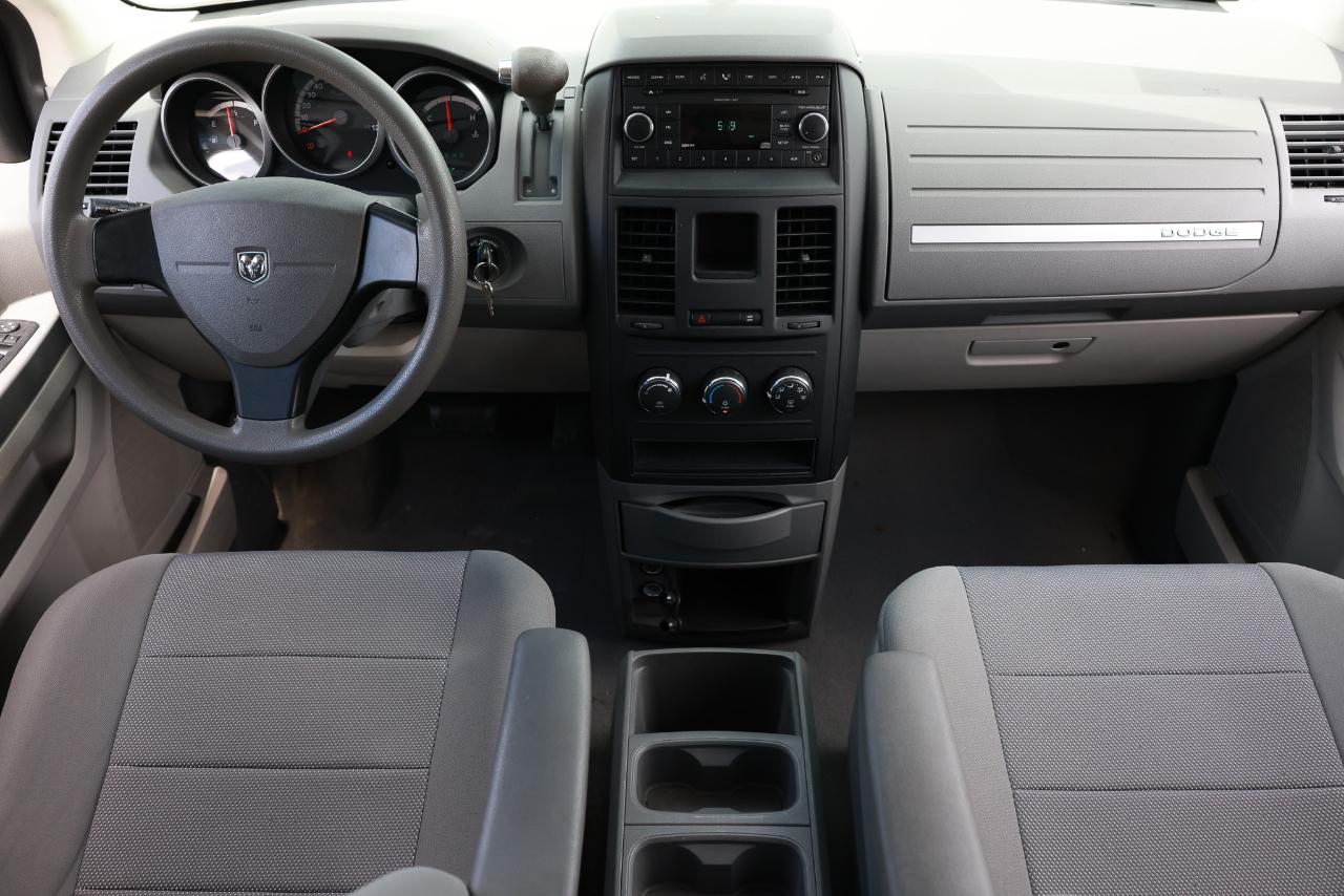 Dodge Grand Caravan SE 2008