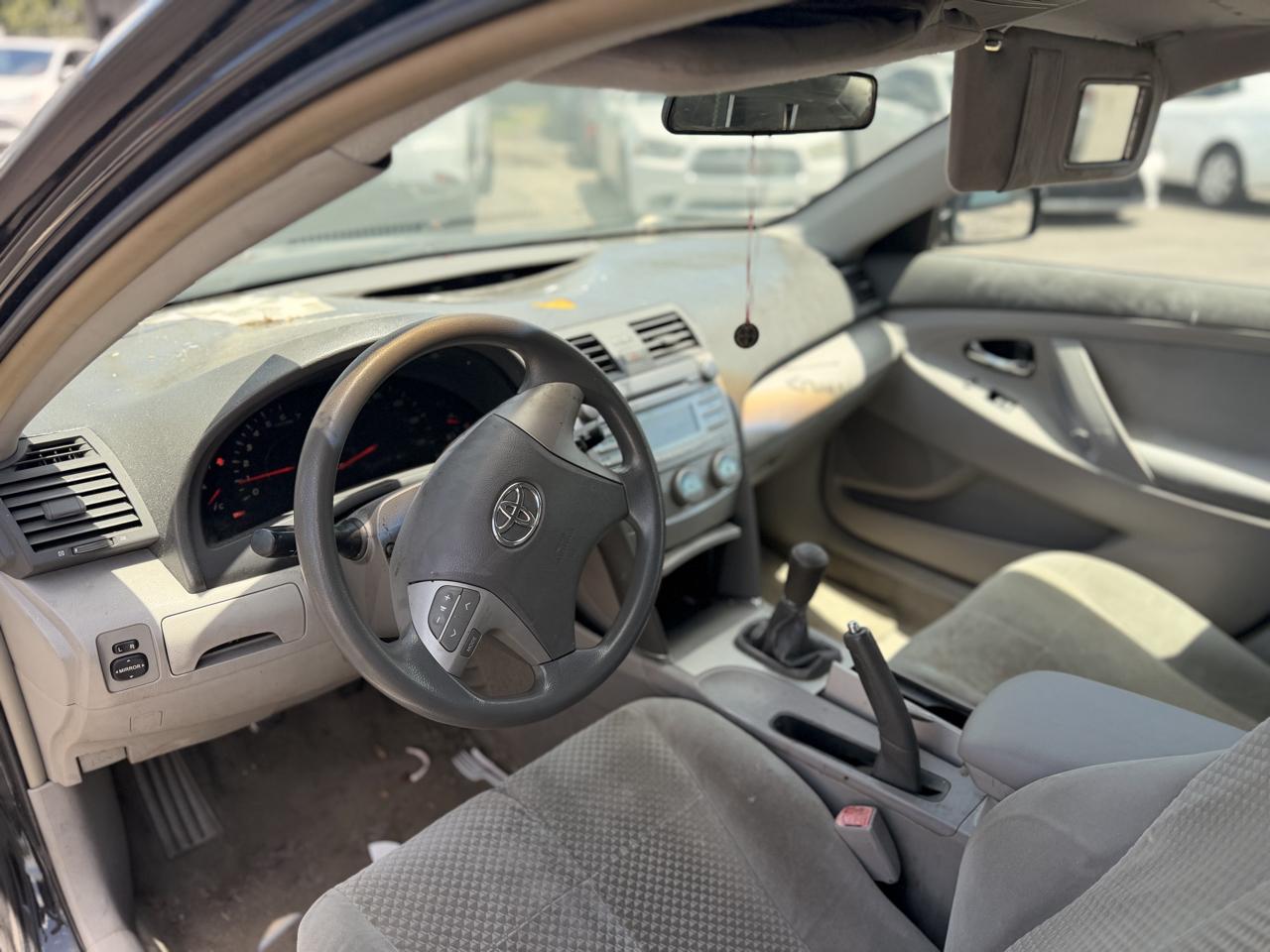 Toyota Camry CE 5-Spd MT 2008