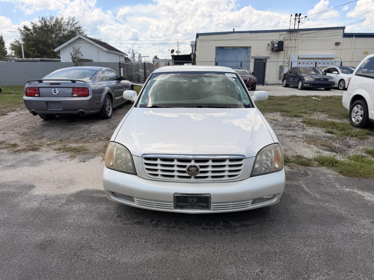 Cadillac DeVille DTS 2000