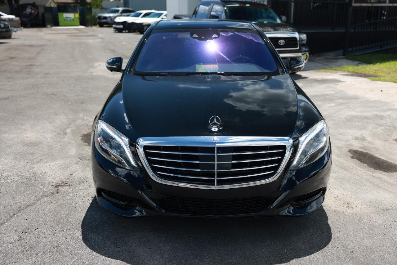 Mercedes-Benz S-Class S550 2015