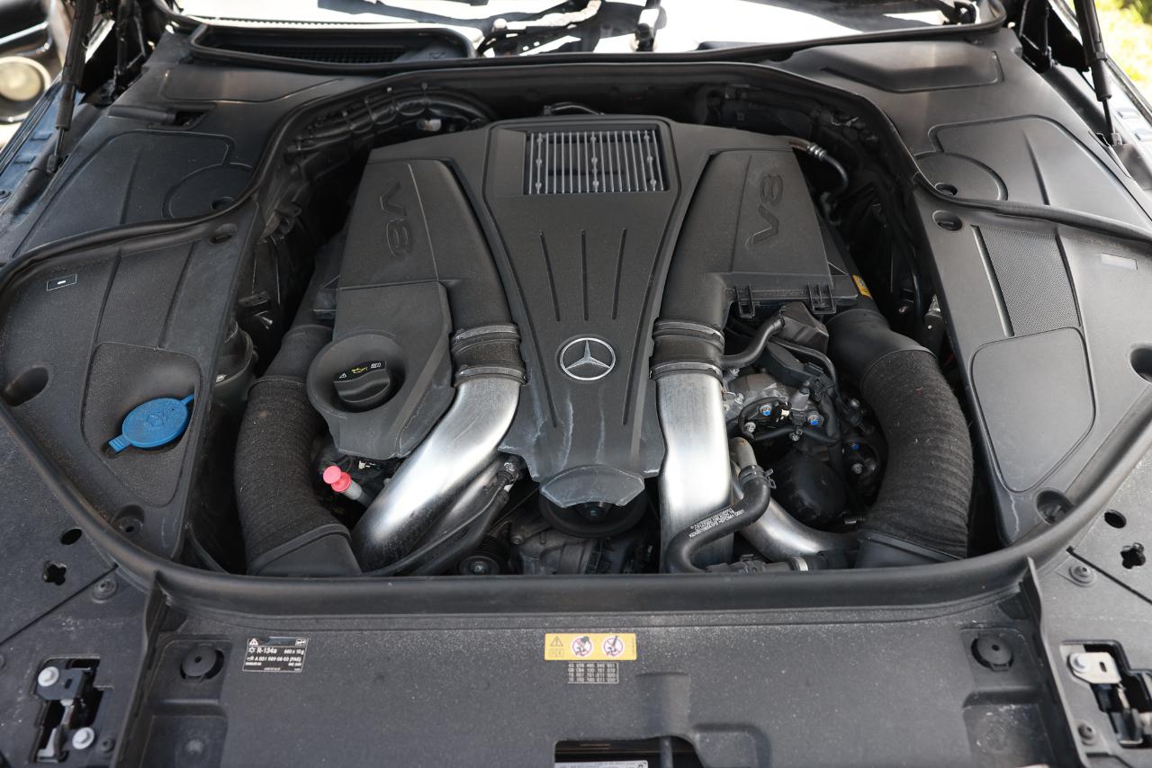 Mercedes-Benz S-Class S550 2015