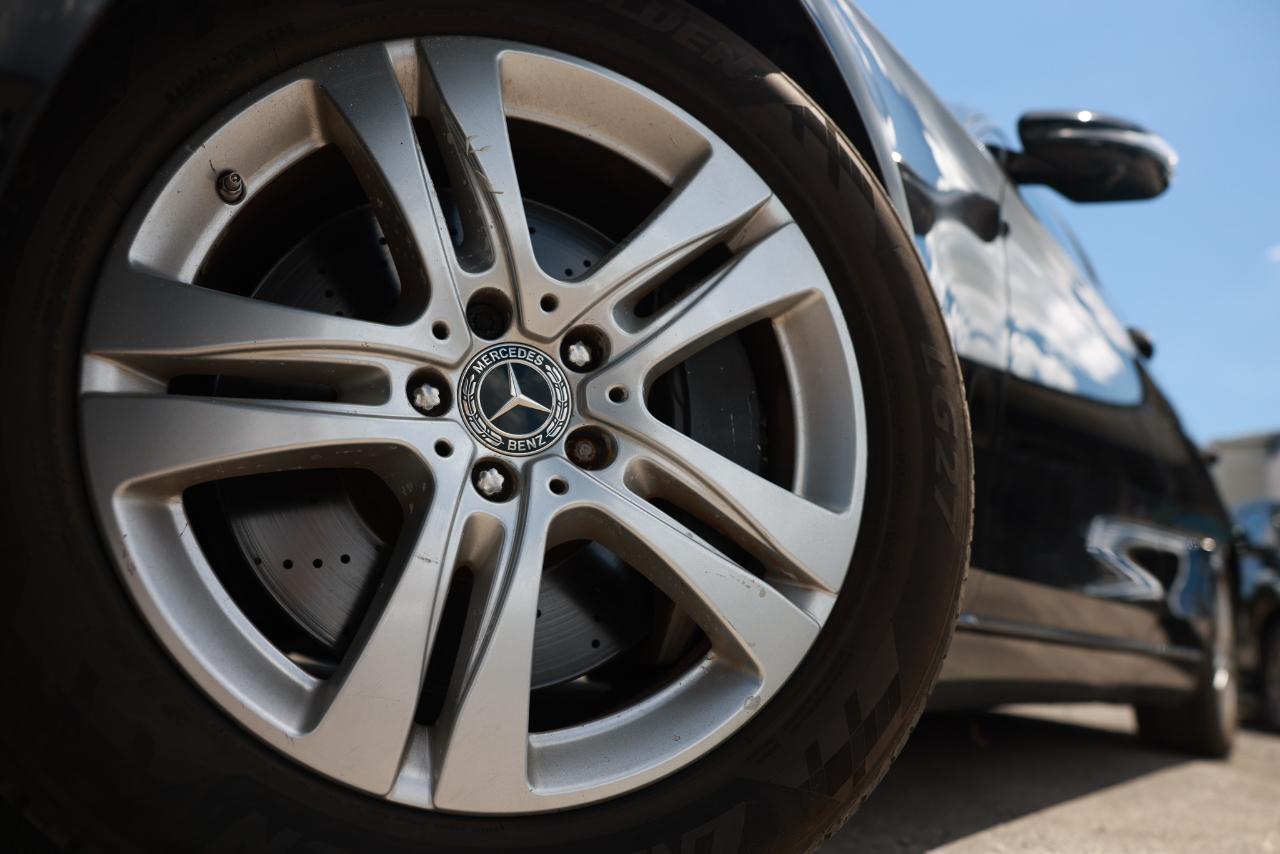 Mercedes-Benz S-Class S550 2015