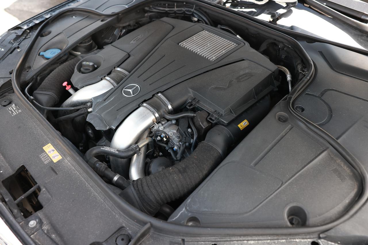 Mercedes-Benz S-Class S550 2015