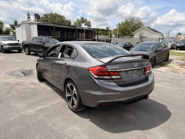 Gray 2014 Honda Civic Sedan Front-Wheel Drive 6-Speed Manual