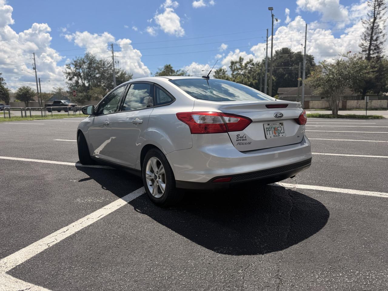 Ford Focus SE Sedan 2014