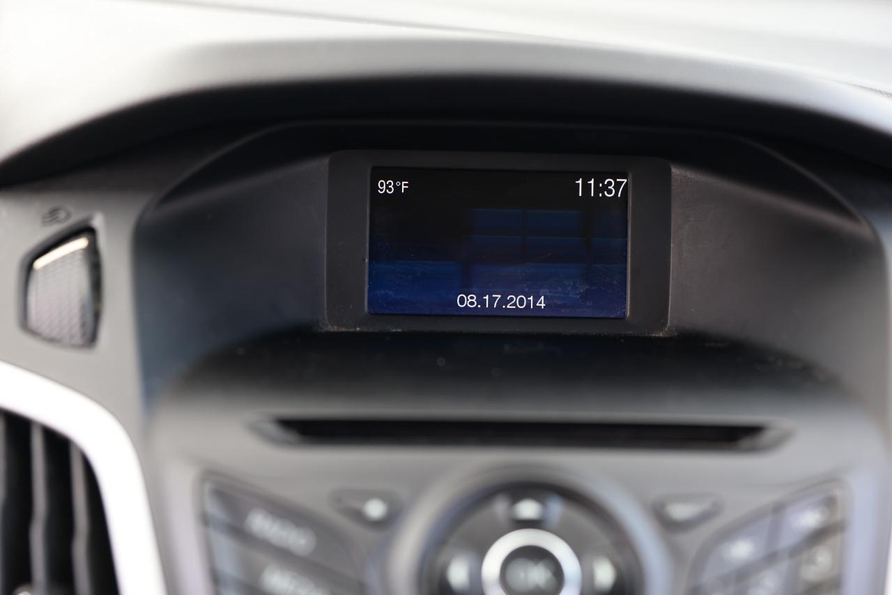 Ford Focus SE Sedan 2014