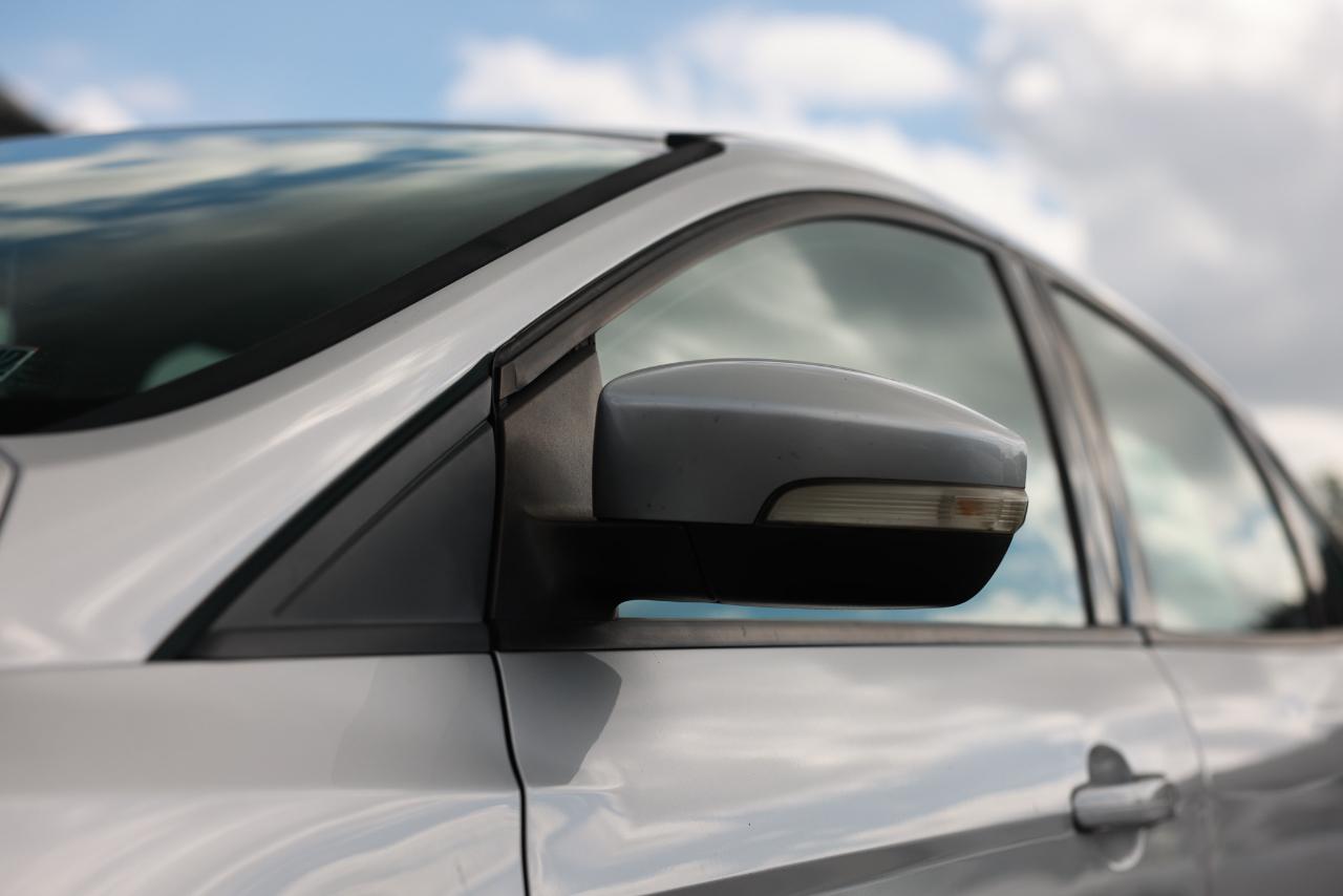 Ford Focus SE Sedan 2014
