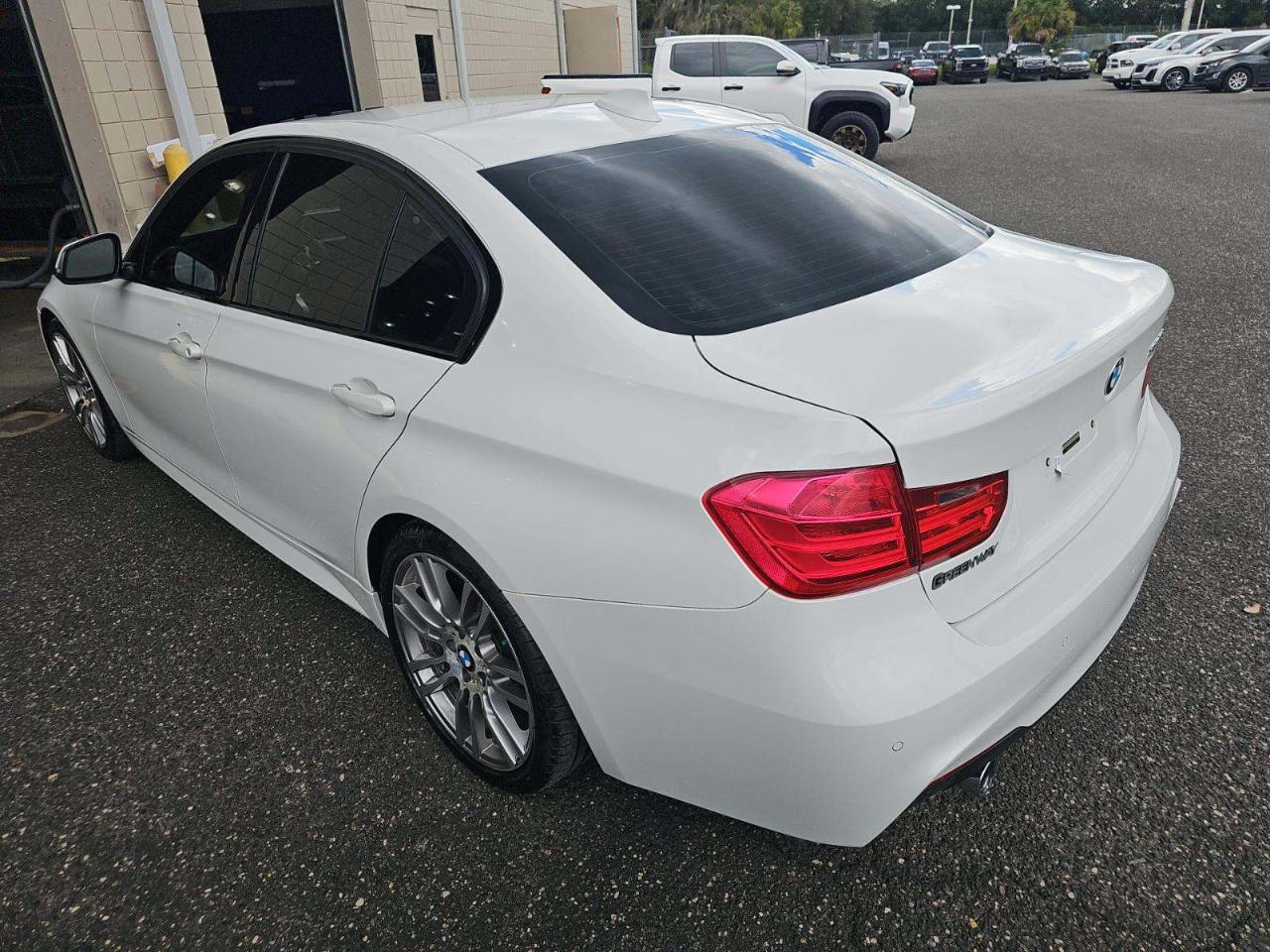 BMW 3-Series 335i Sedan 2014