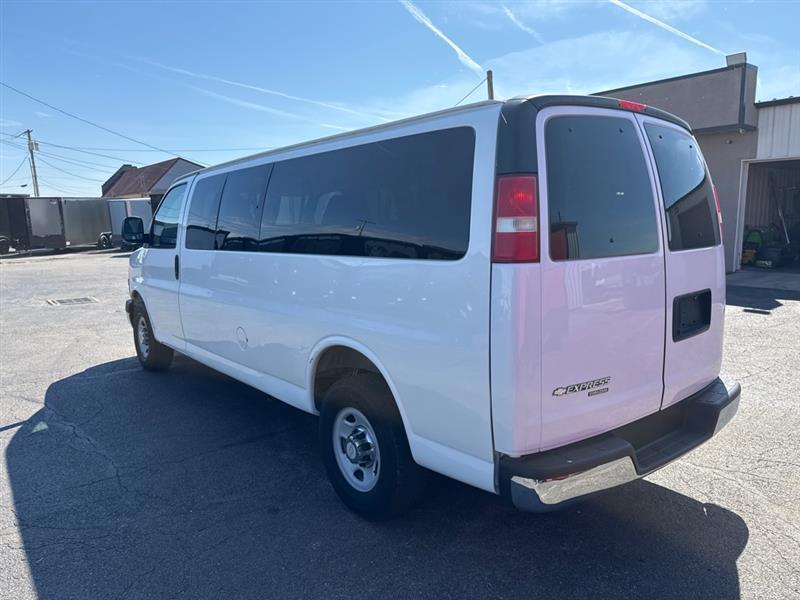 Chevrolet Express LT 3500 Extended 2015