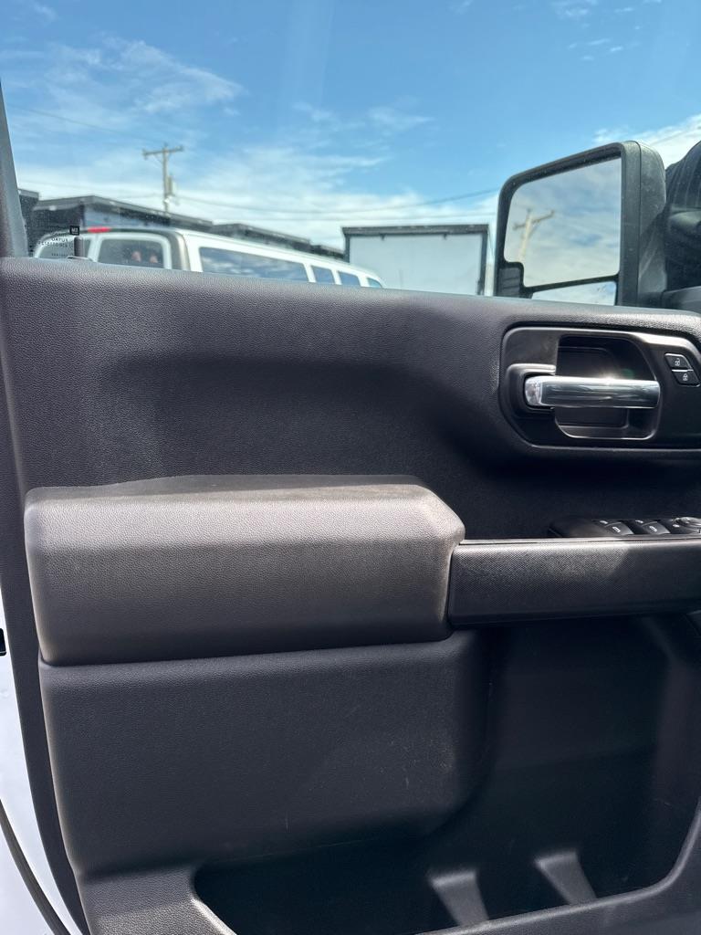 Chevrolet Silverado 3500HD Work Truck Crew Cab 4WD 2024