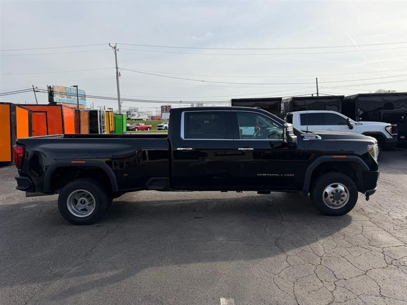 GMC Sierra 3500HD Denali Crew Cab 4WD 2023