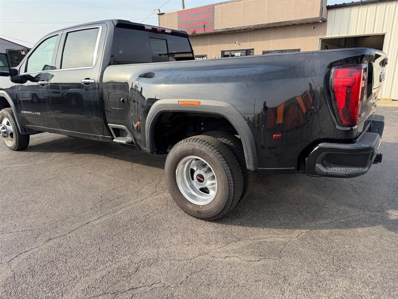 GMC Sierra 3500HD Denali Crew Cab 4WD 2023