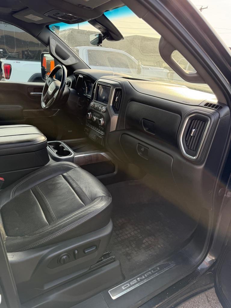 GMC Sierra 3500HD Denali Crew Cab 4WD 2023