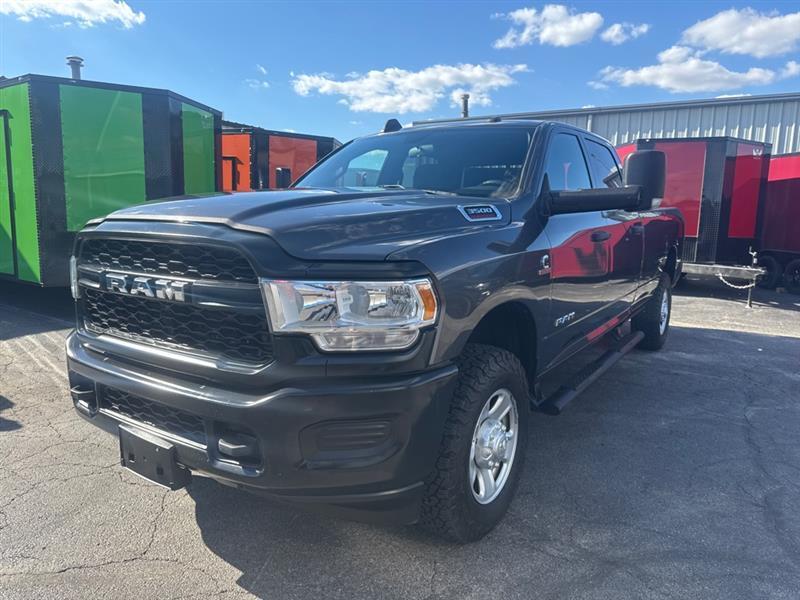 RAM 3500 Tradesman Crew Cab 4WD 2022