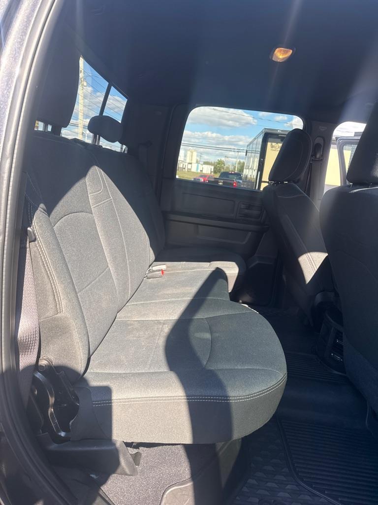 RAM 3500 Tradesman Crew Cab 4WD 2022