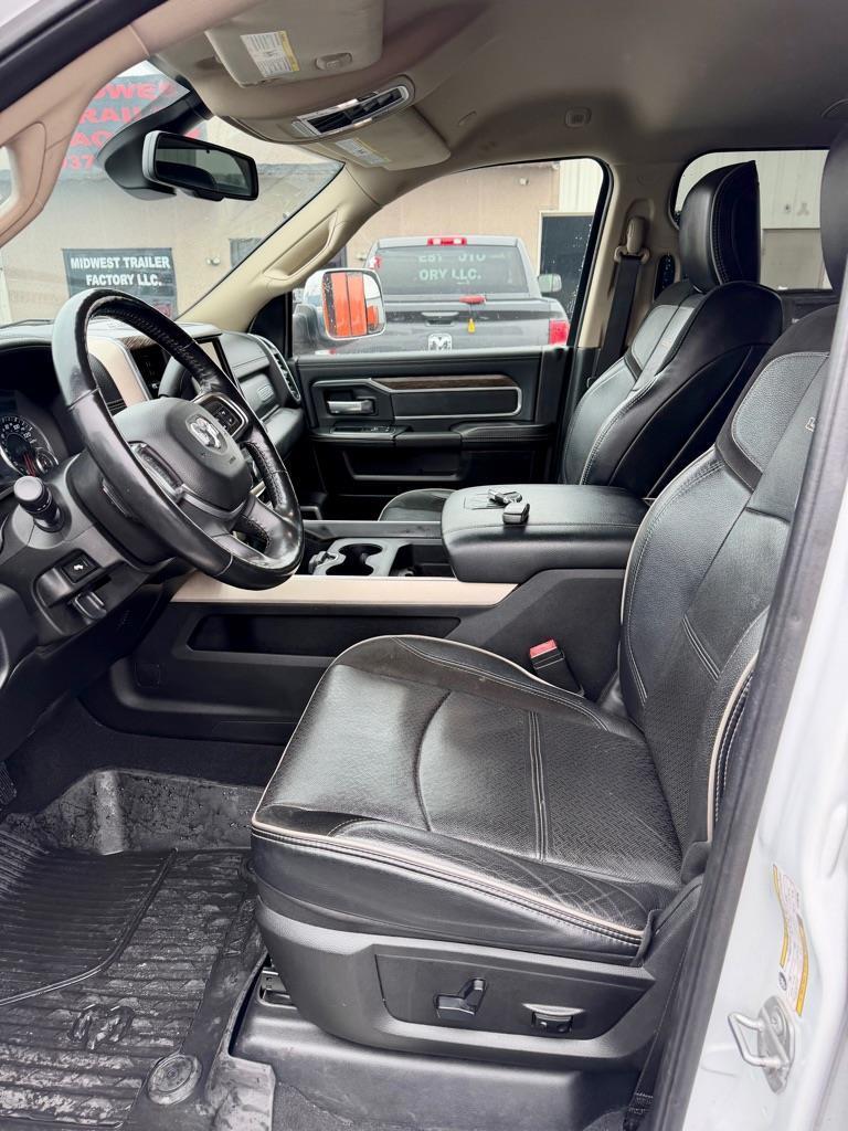 RAM 3500 Laramie Crew Cab LWB 4WD 2020