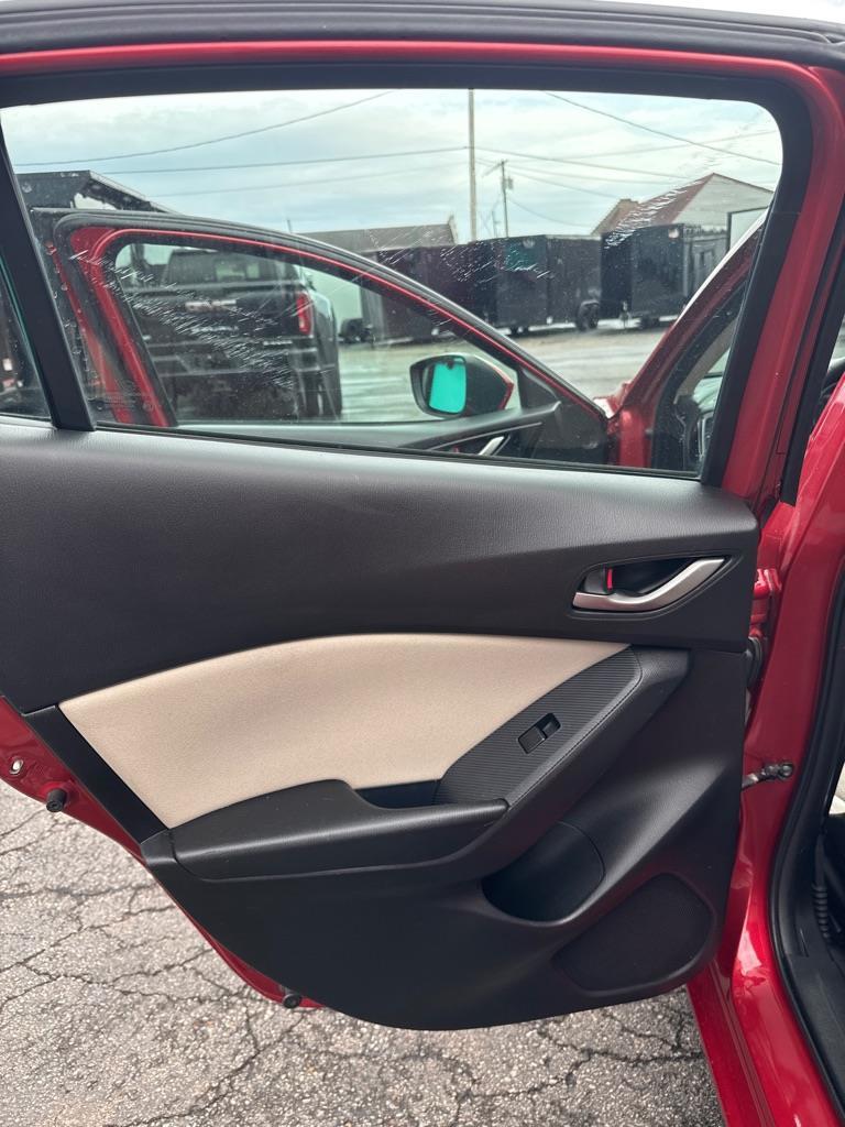 Mazda MAZDA3 i Touring AT 5-Door 2015