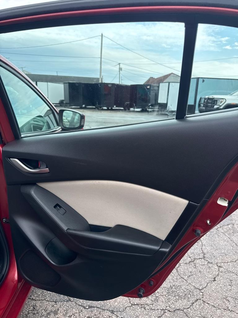 Mazda MAZDA3 i Touring AT 5-Door 2015