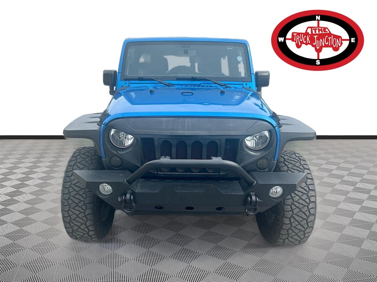 Jeep Wrangler Unlimited 4WD 4dr Sahara 2016