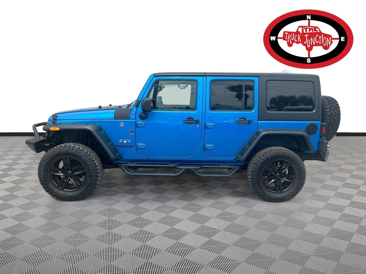Jeep Wrangler Unlimited 4WD 4dr Sahara 2016