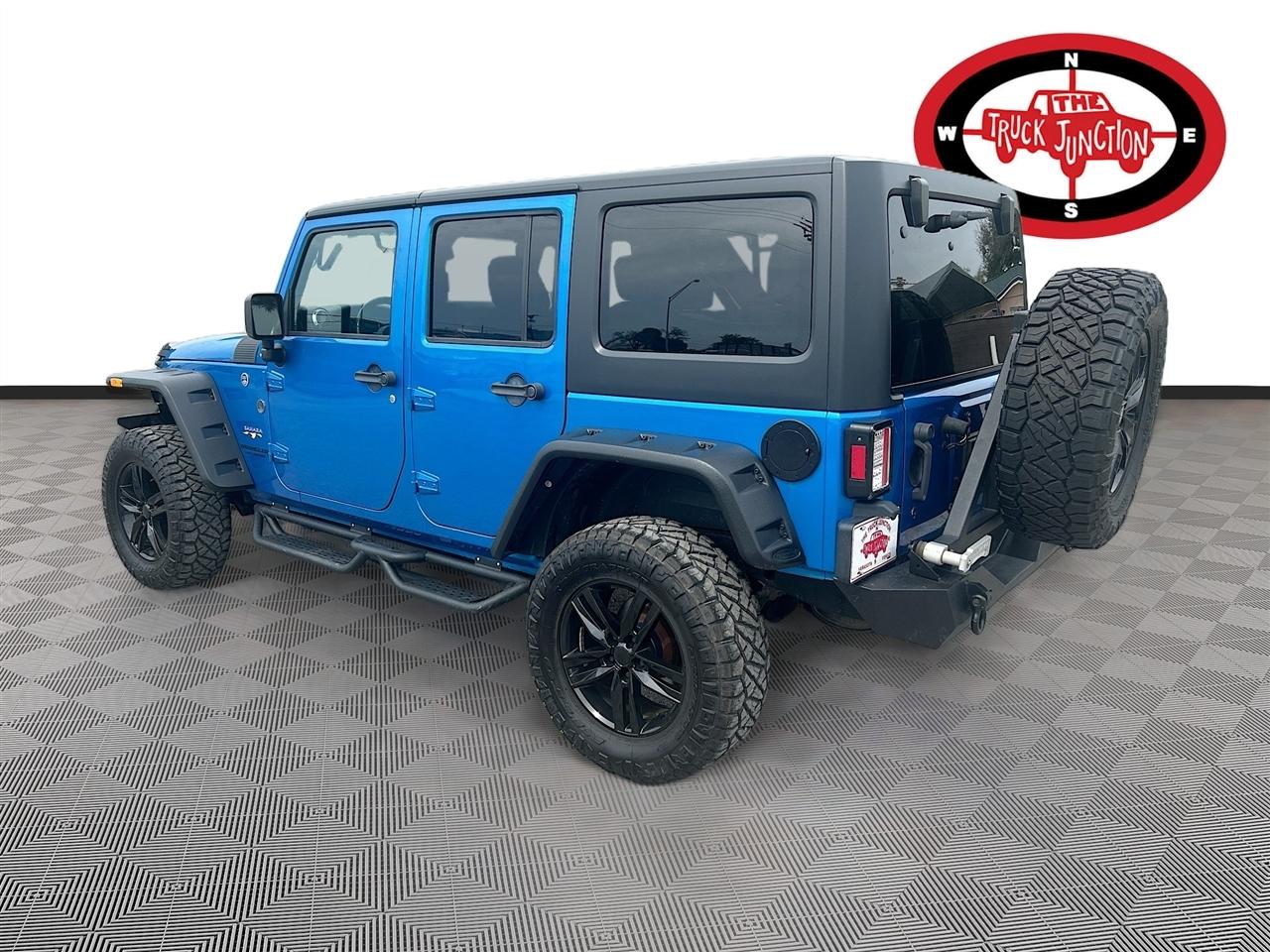 Jeep Wrangler Unlimited 4WD 4dr Sahara 2016