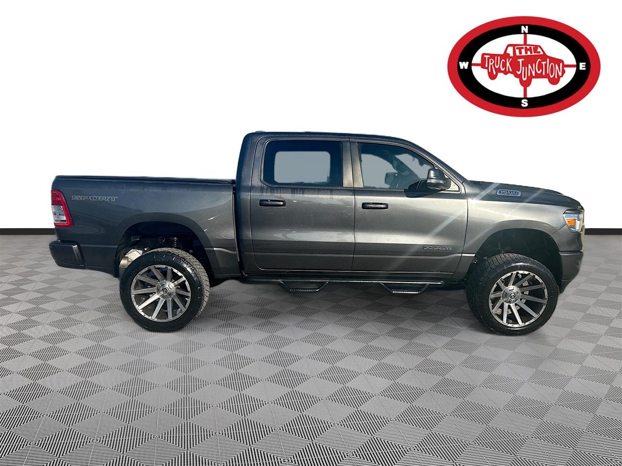 RAM 1500 Big Horn/Lone Star 4x2 Crew Cab 5'7" Box 2019