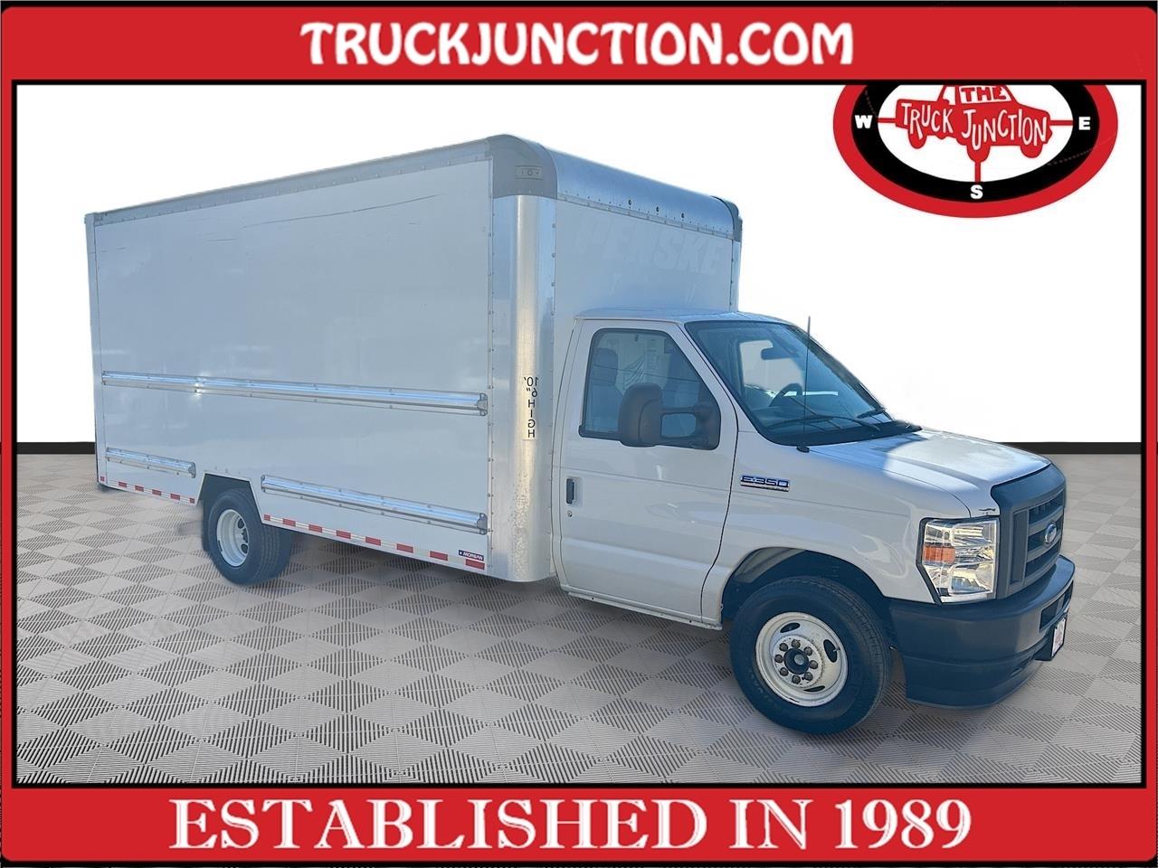 2022 Ford E-Series Cutaway E-350 SRW 138" WB