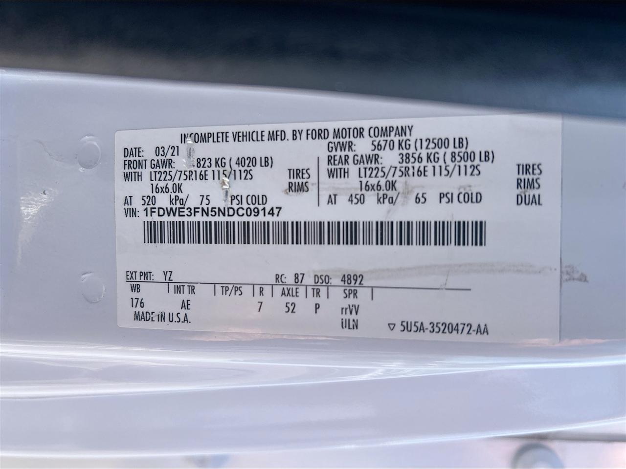 Ford E-Series Cutaway E-350 SRW 138" WB 2022
