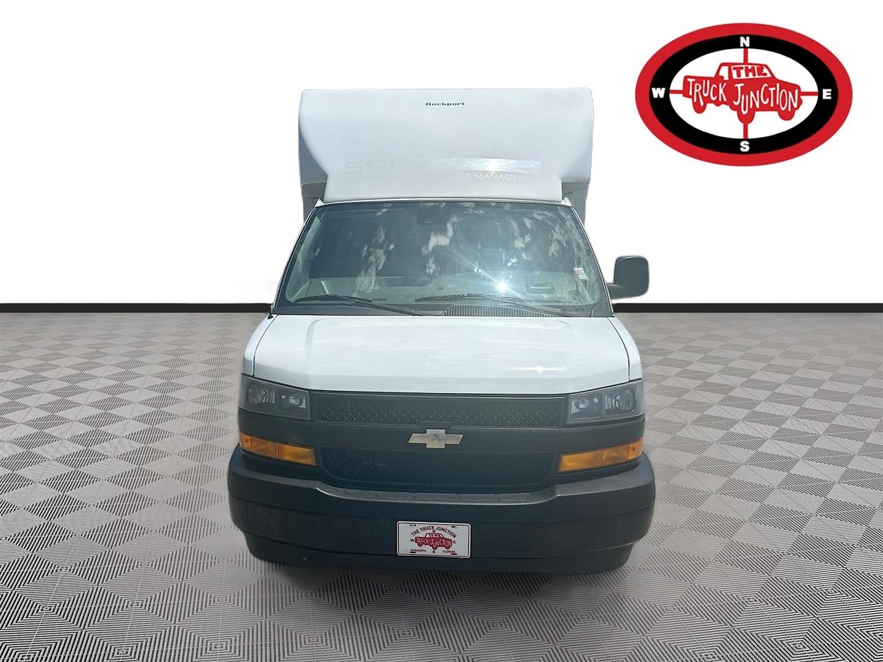 Chevrolet Express Commercial Cutaway 3500 Van 159" 2021