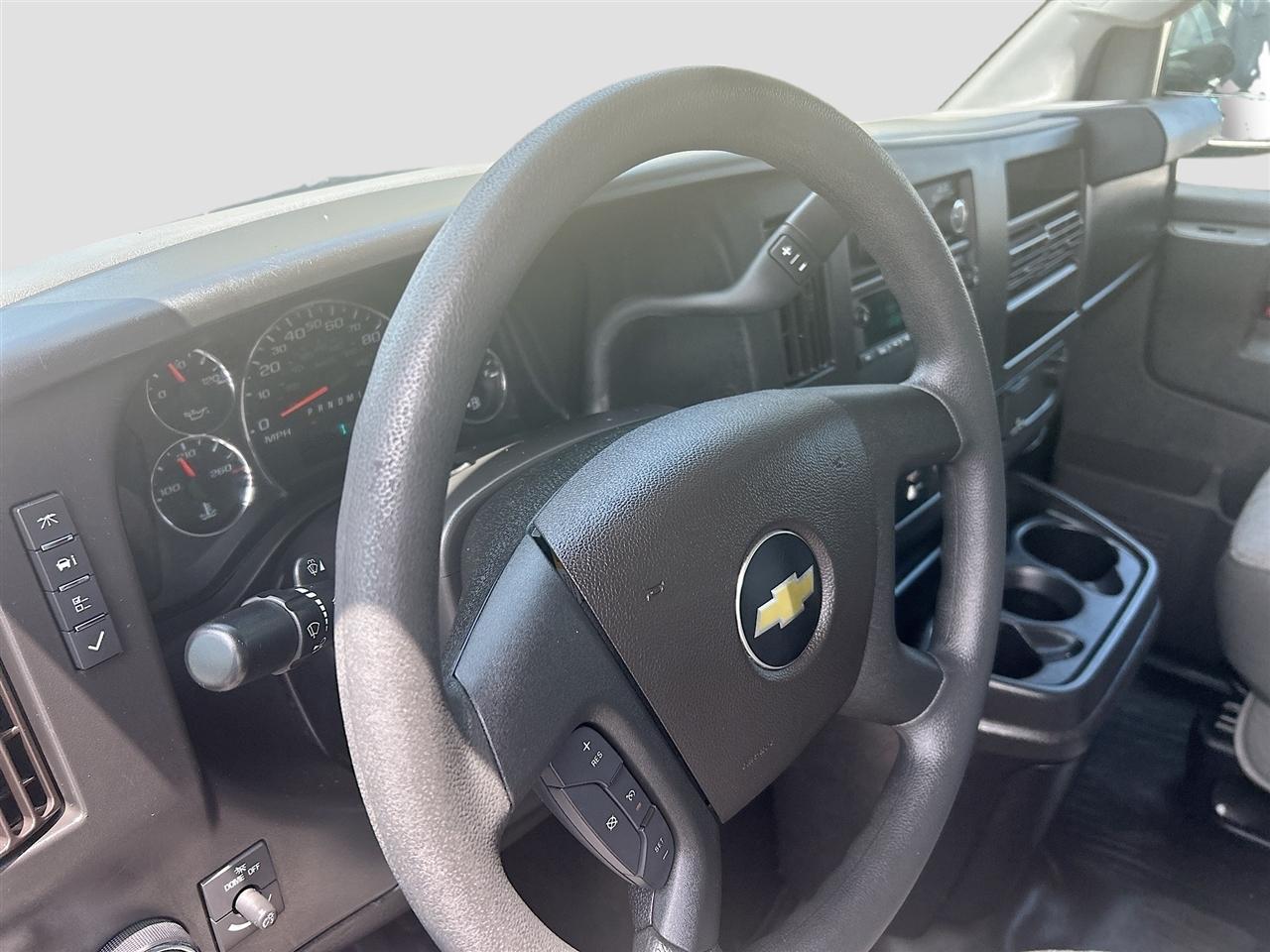 Chevrolet Express Commercial Cutaway 3500 Van 159" 2021