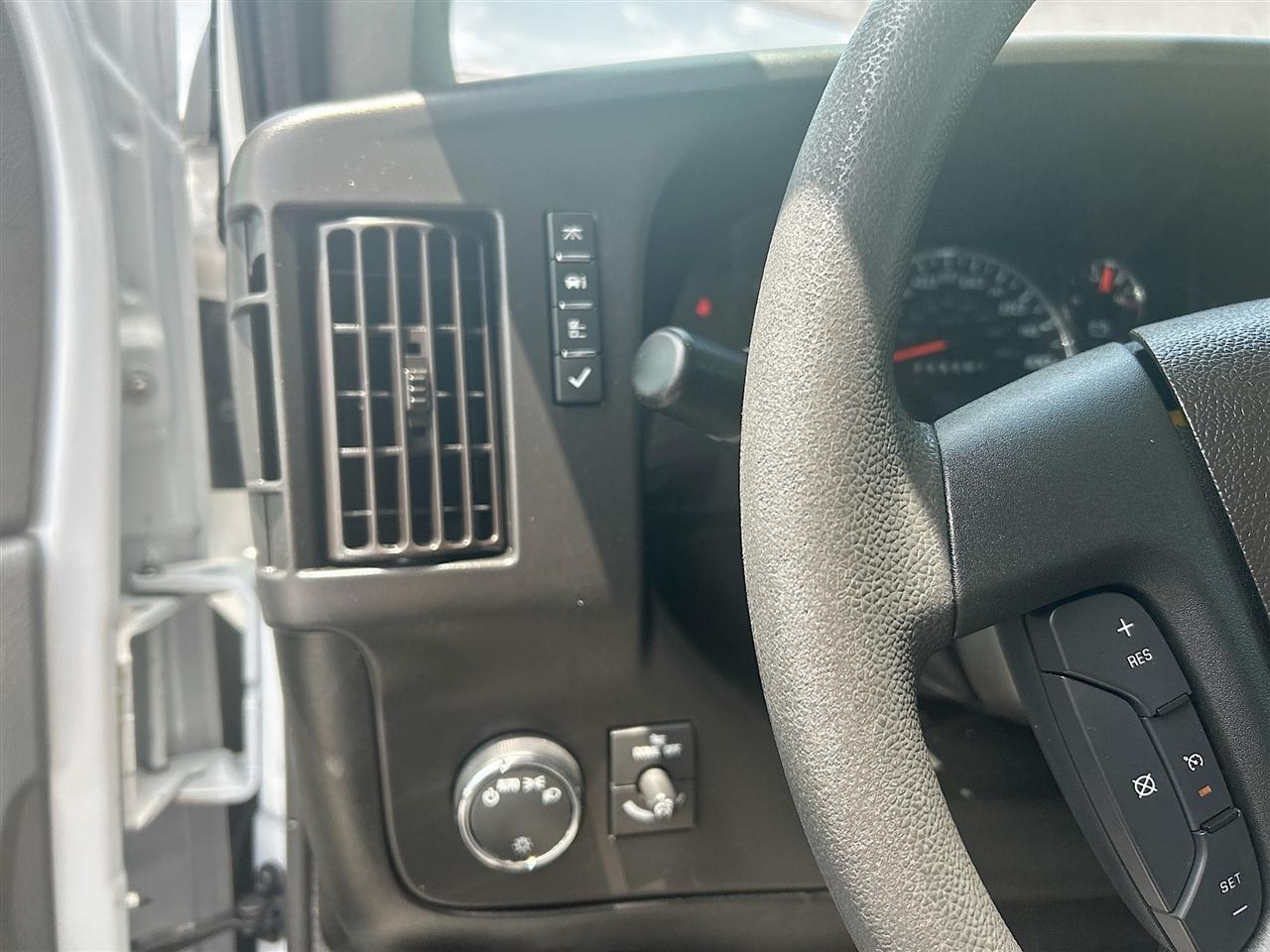 Chevrolet Express Commercial Cutaway 3500 Van 159" 2021