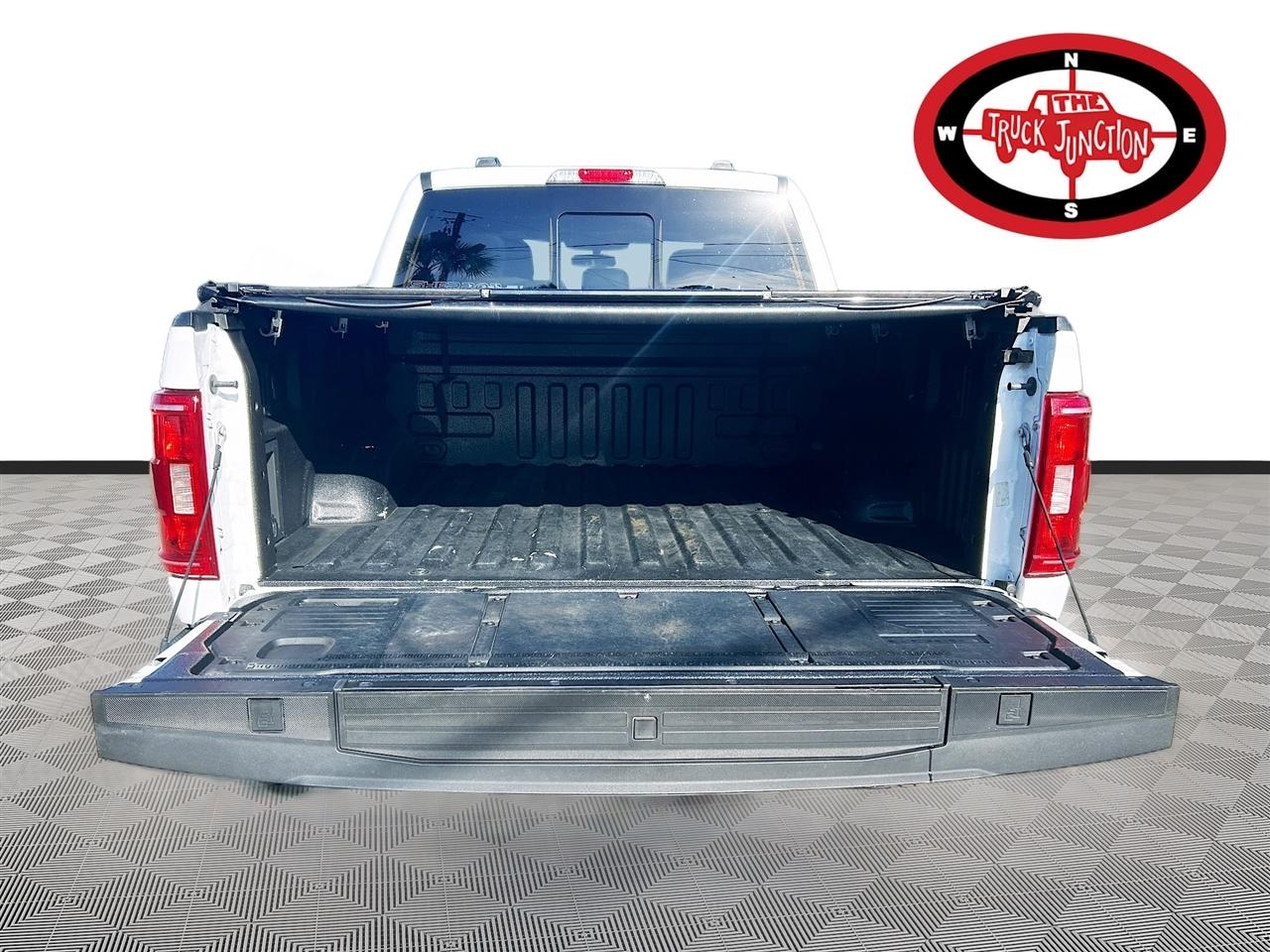 Ford F-150 XLT 4WD SuperCrew 5.5' Box 2022