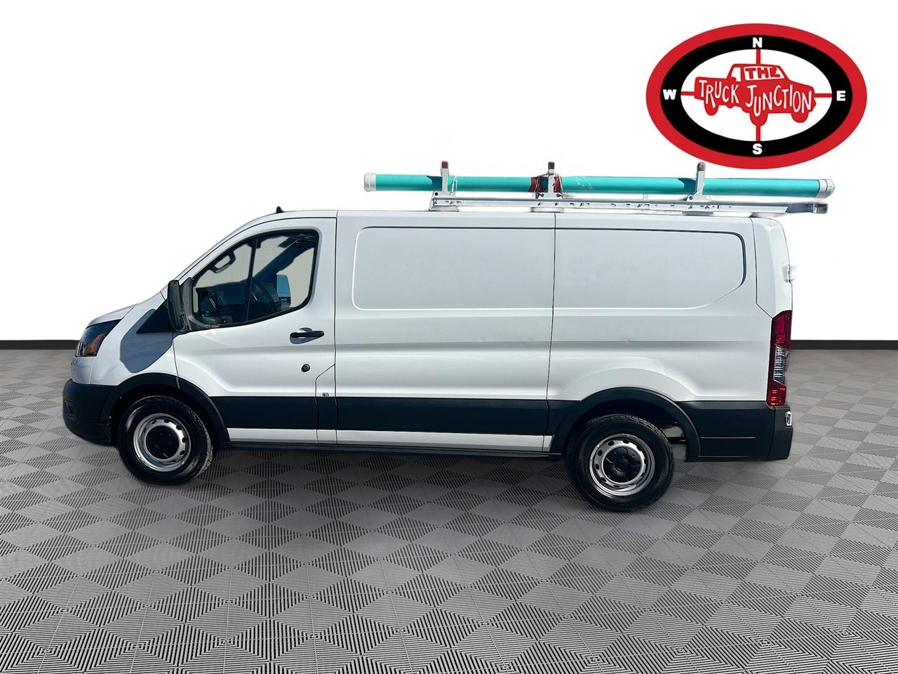 Ford Transit Cargo Van T-150 130" Low Rf 8670 GVWR RWD 2022
