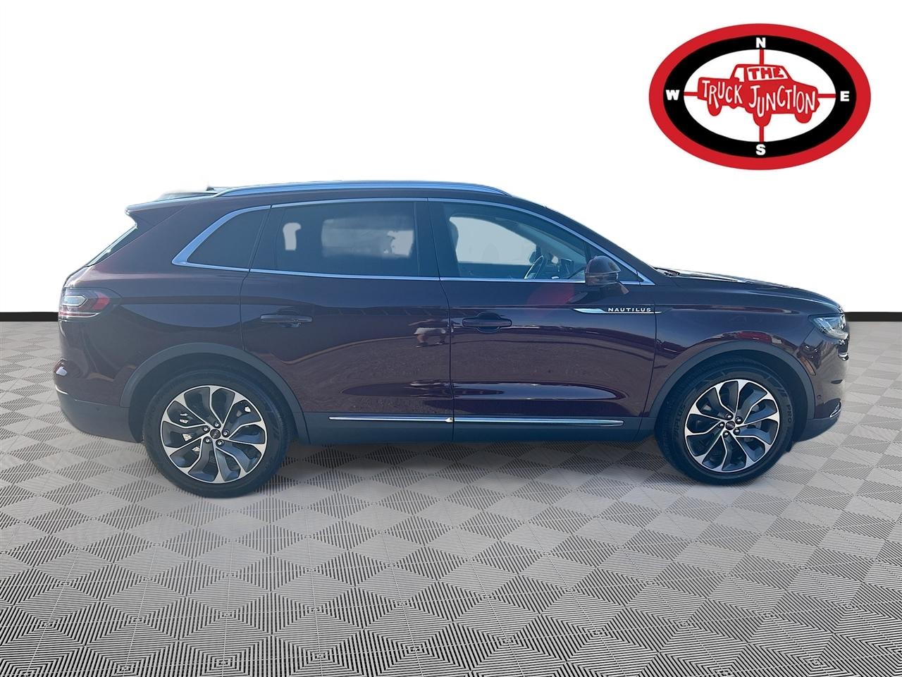 Lincoln Nautilus Reserve FWD 2021