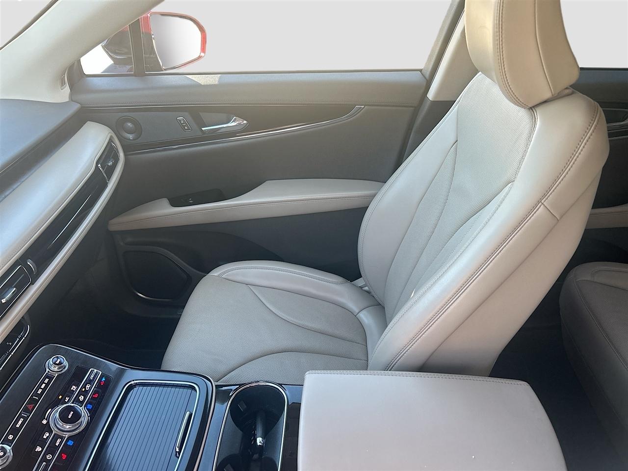 Lincoln Nautilus Reserve FWD 2021