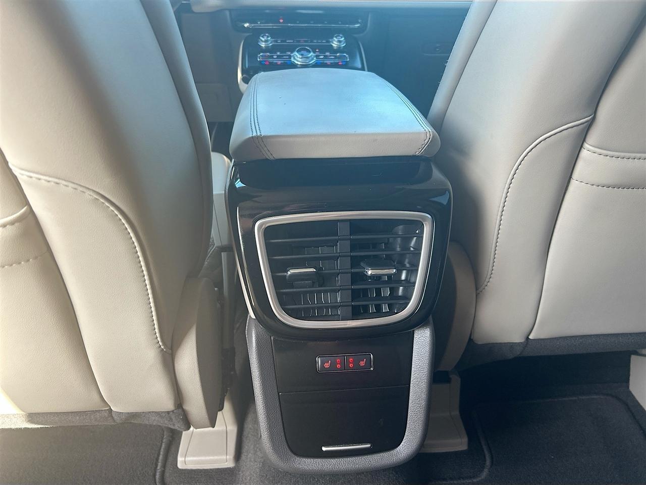 Lincoln Nautilus Reserve FWD 2021