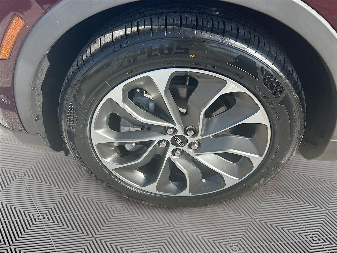 Lincoln Nautilus Reserve FWD 2021