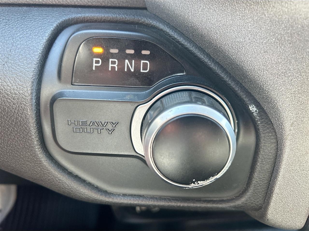 RAM 2500 Tradesman 4x4 Crew Cab 8' Box 2023