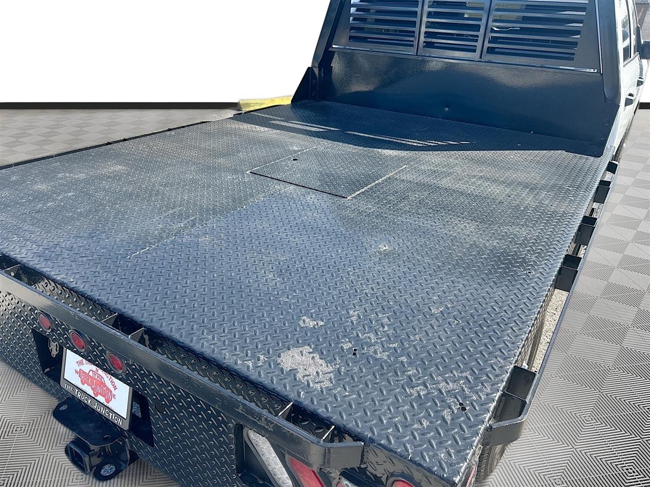RAM 2500 Tradesman 4x4 Crew Cab 8' Box 2023